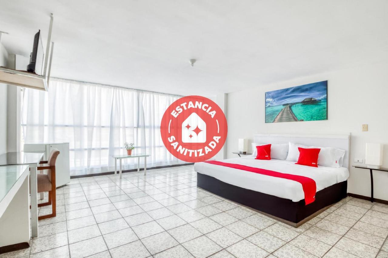 Oyo Hotel Del Llanito, Aguascalientes Zewnętrze zdjęcie