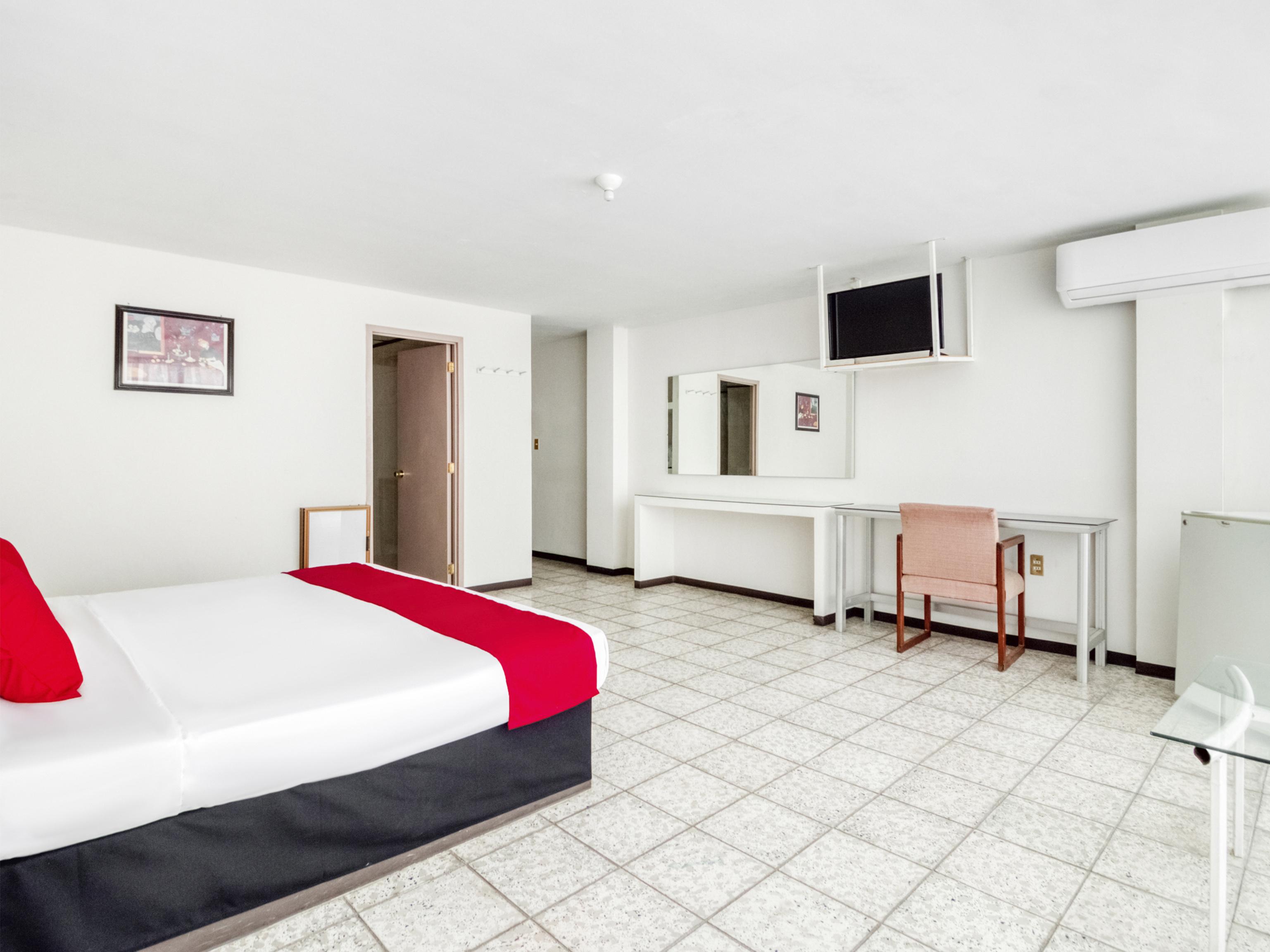 Oyo Hotel Del Llanito, Aguascalientes Zewnętrze zdjęcie